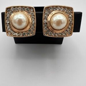 PIERRE BALMAIN Paris Vintage Gold Plated Pearl Clip Earrings